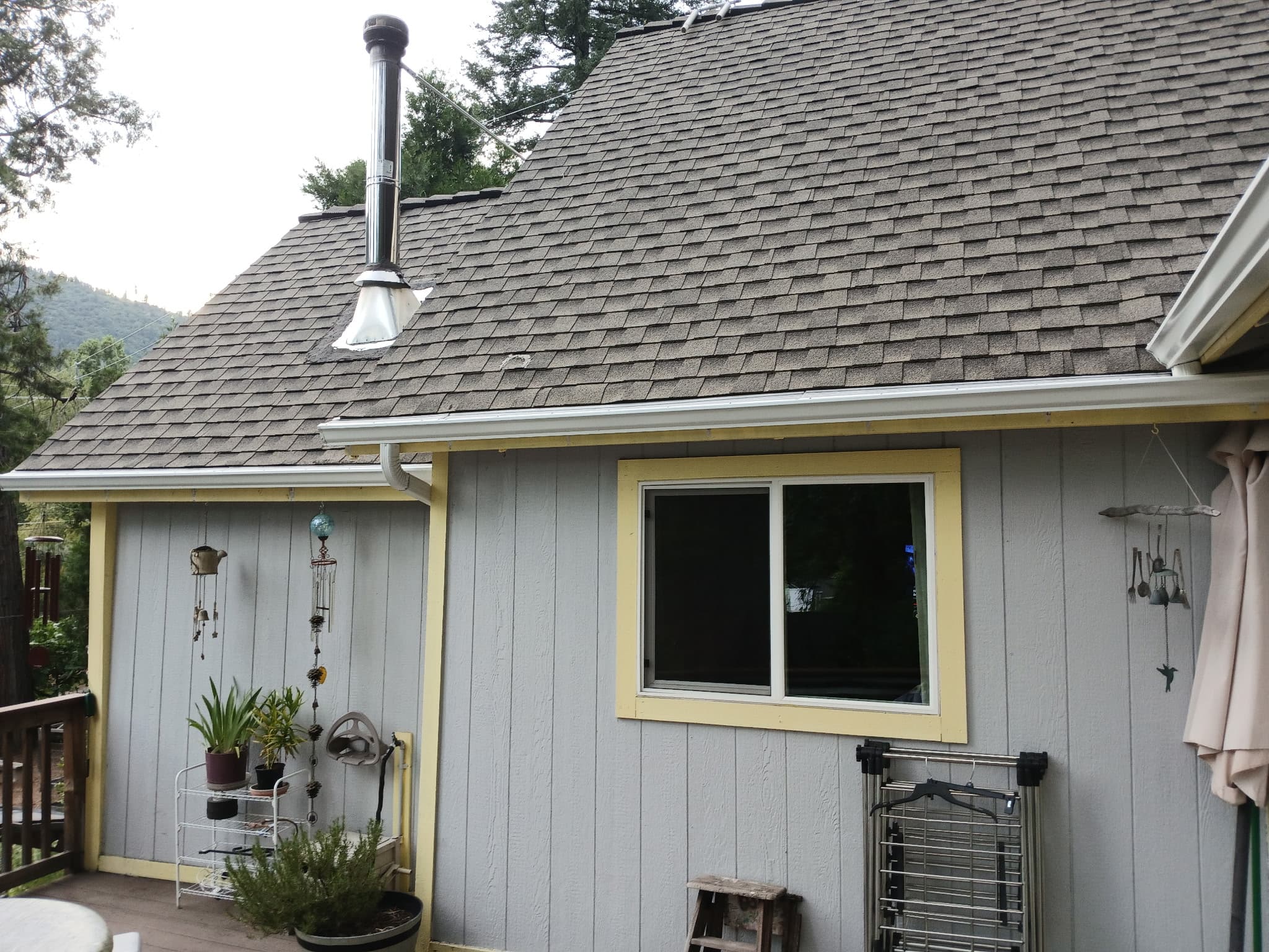 Recent gutters install in Redding